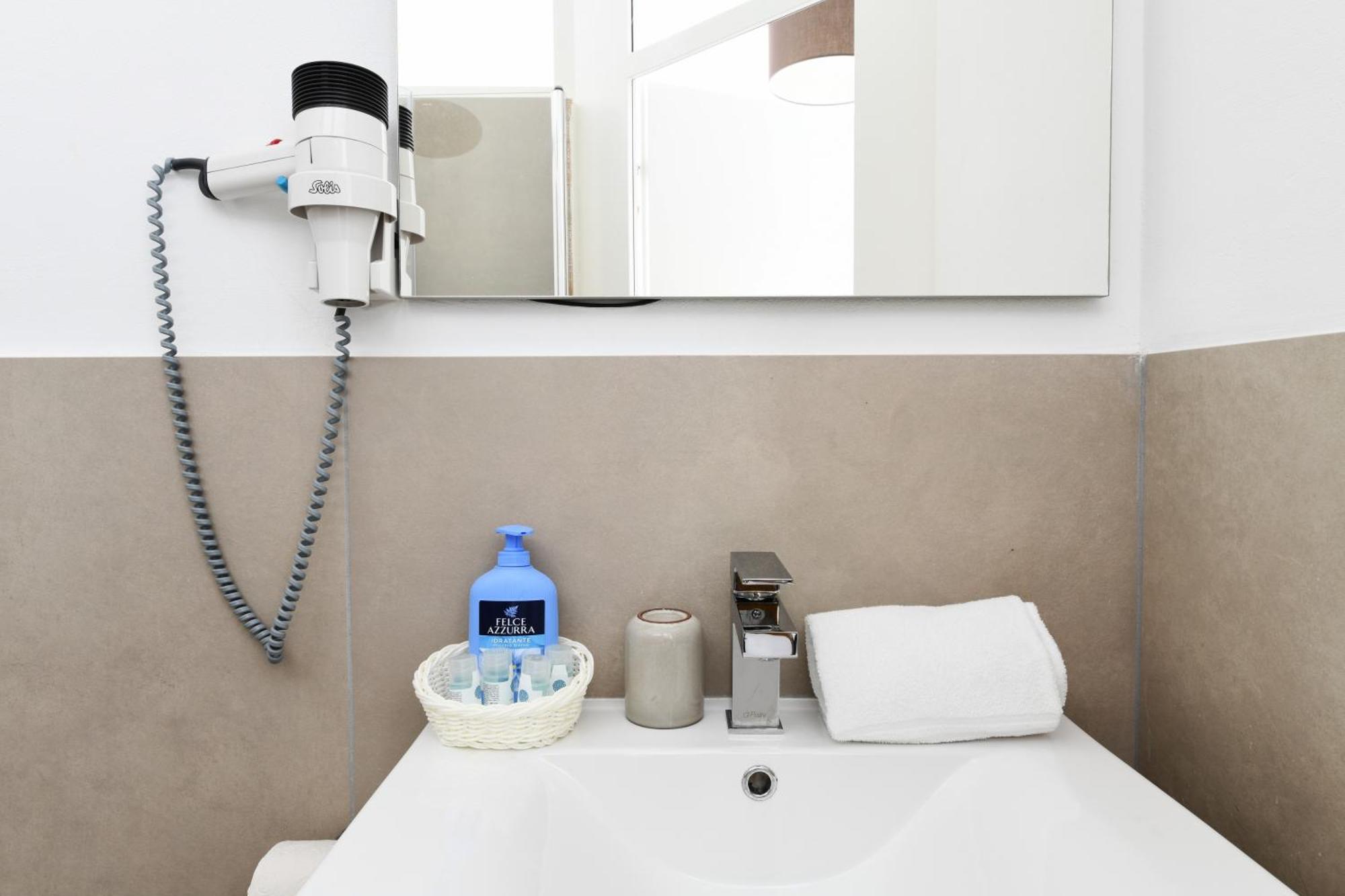 7Rooms - Self Check-In 24H Free Parking Losone Extérieur photo